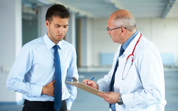 Doctor advises patients