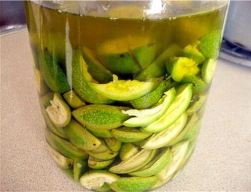 Anti-parasitic green walnut tincture